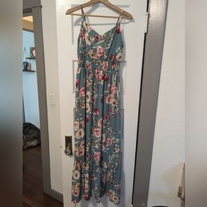 Maxi floral dress